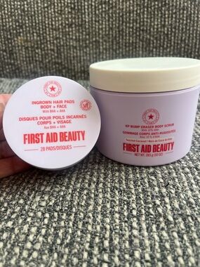 First Aid Beauty Lavender Ingrown Hair Pads & Matching Body Scrub Set